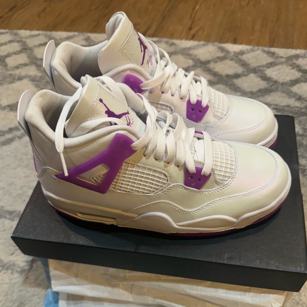 Never worn